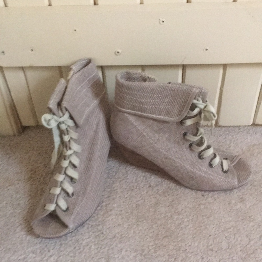 Blowfish canvas peep toe booties